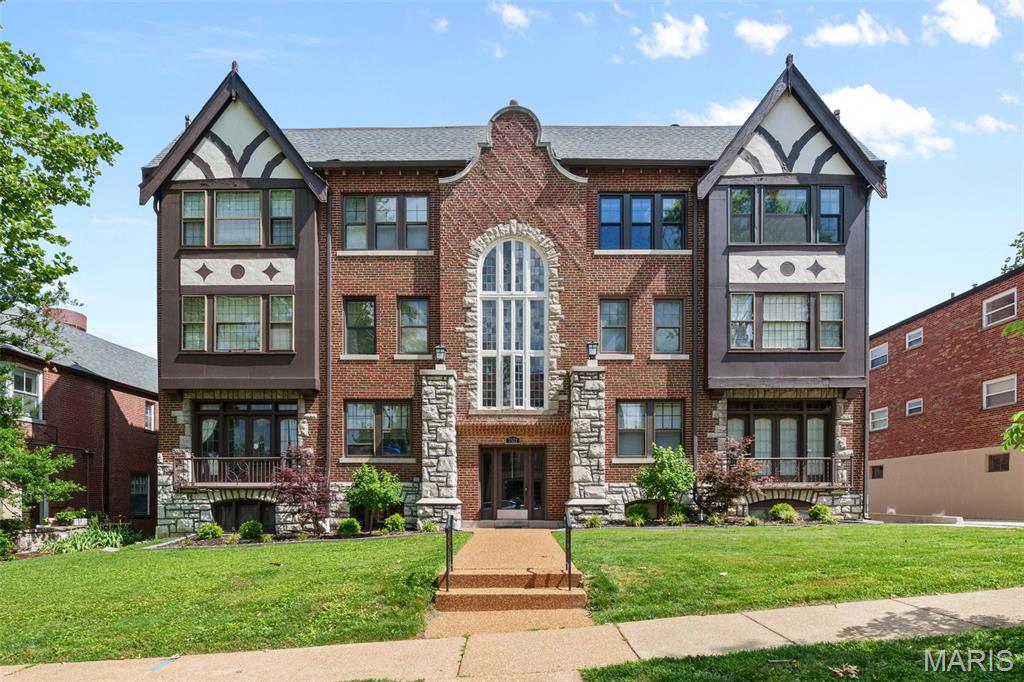 7521 Byron Place Unit: 3E