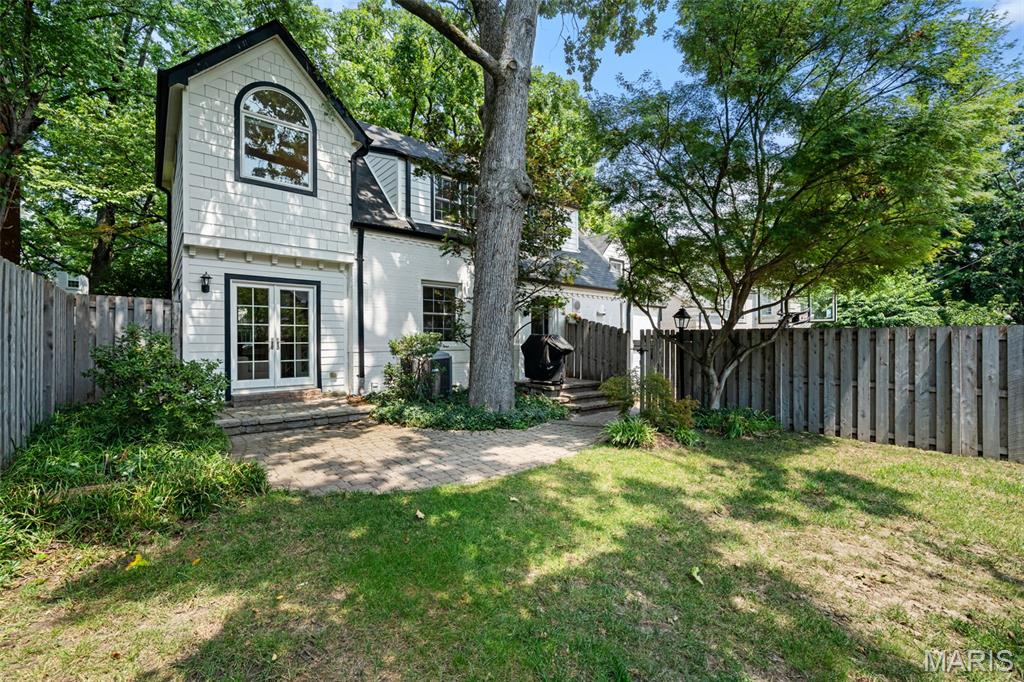 8154 Stanford Avenue