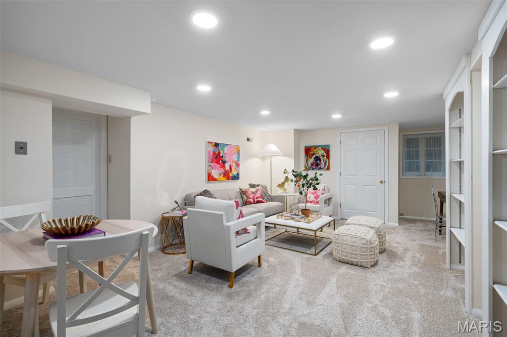 8154 Stanford Avenue