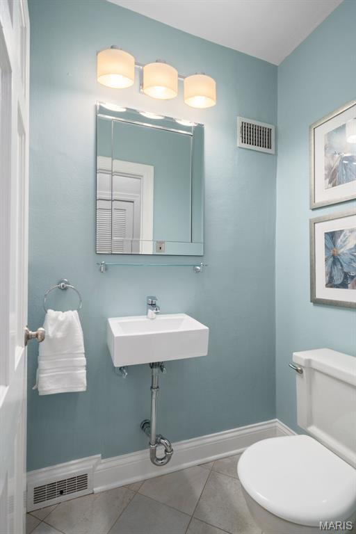 8154 Stanford Avenue