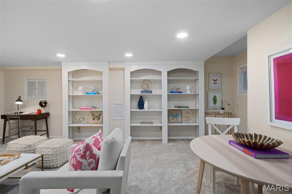 8154 Stanford Avenue