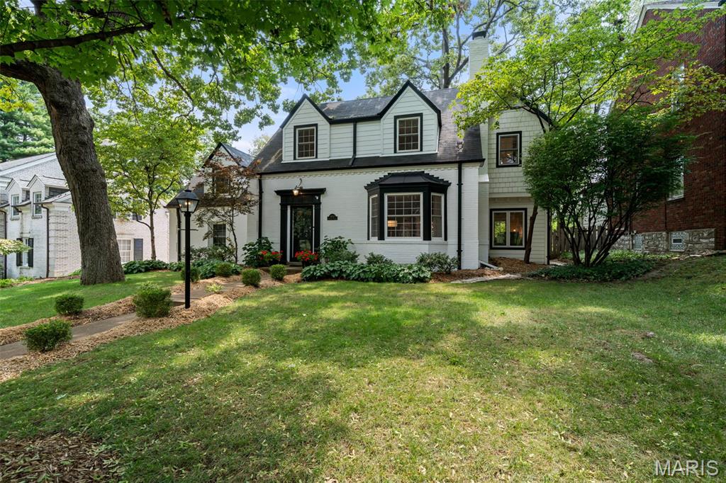 8154 Stanford Avenue