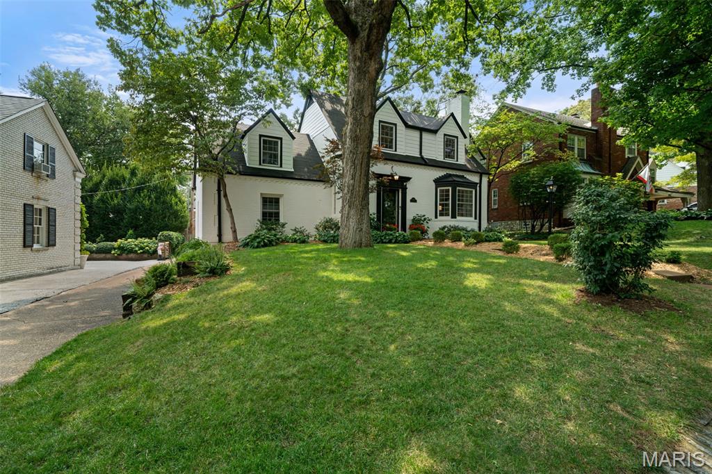 8154 Stanford Avenue