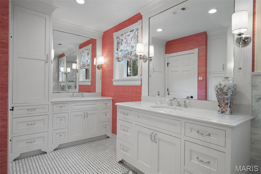 61 Briarcliff