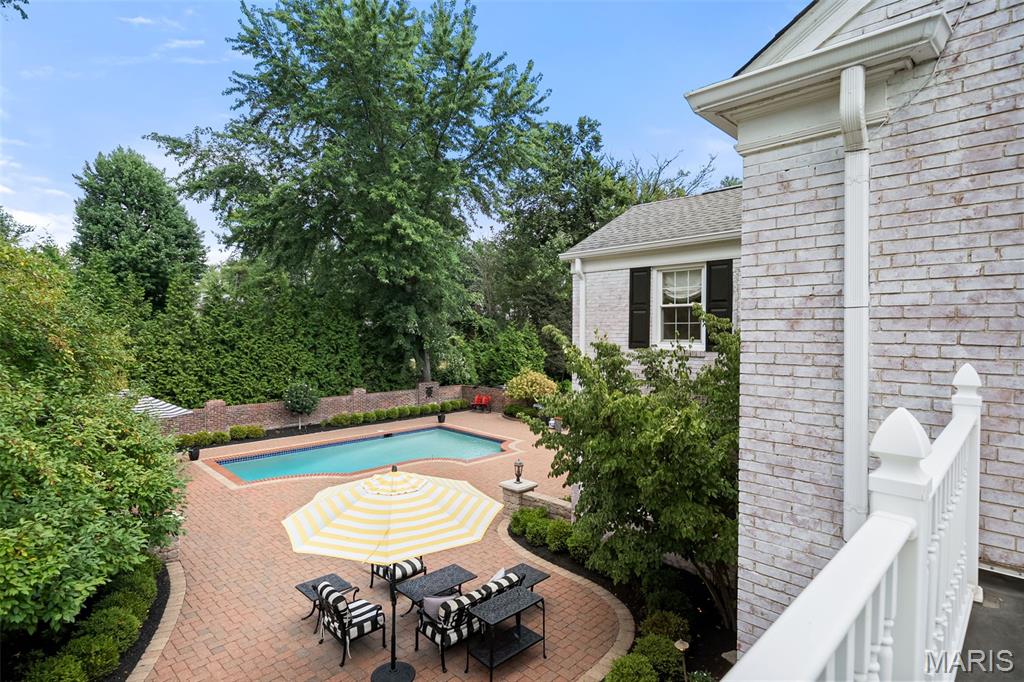 61 Briarcliff