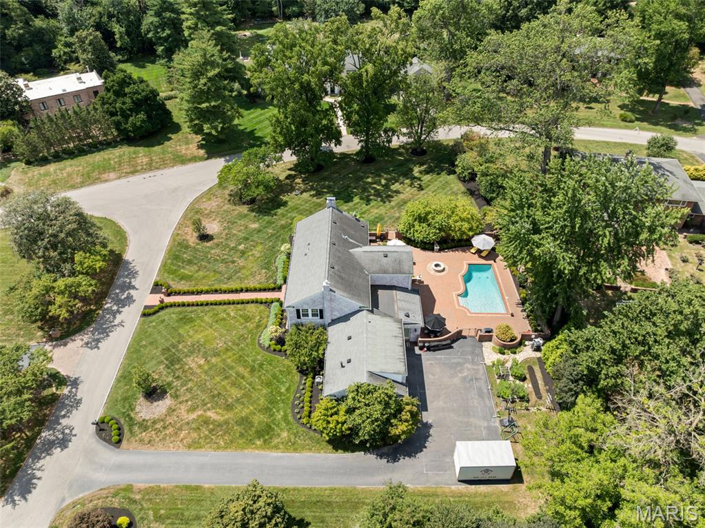 61 Briarcliff