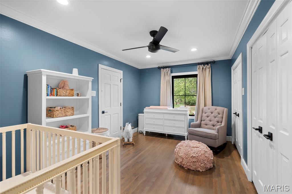 436 Tregaron Place