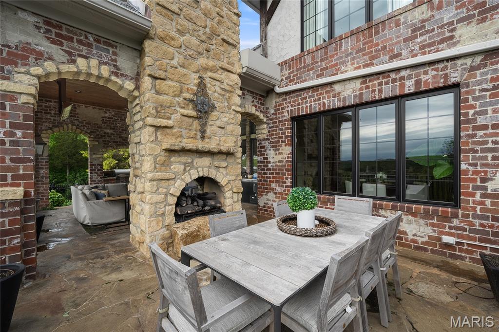 544 Quail Ridge Lane