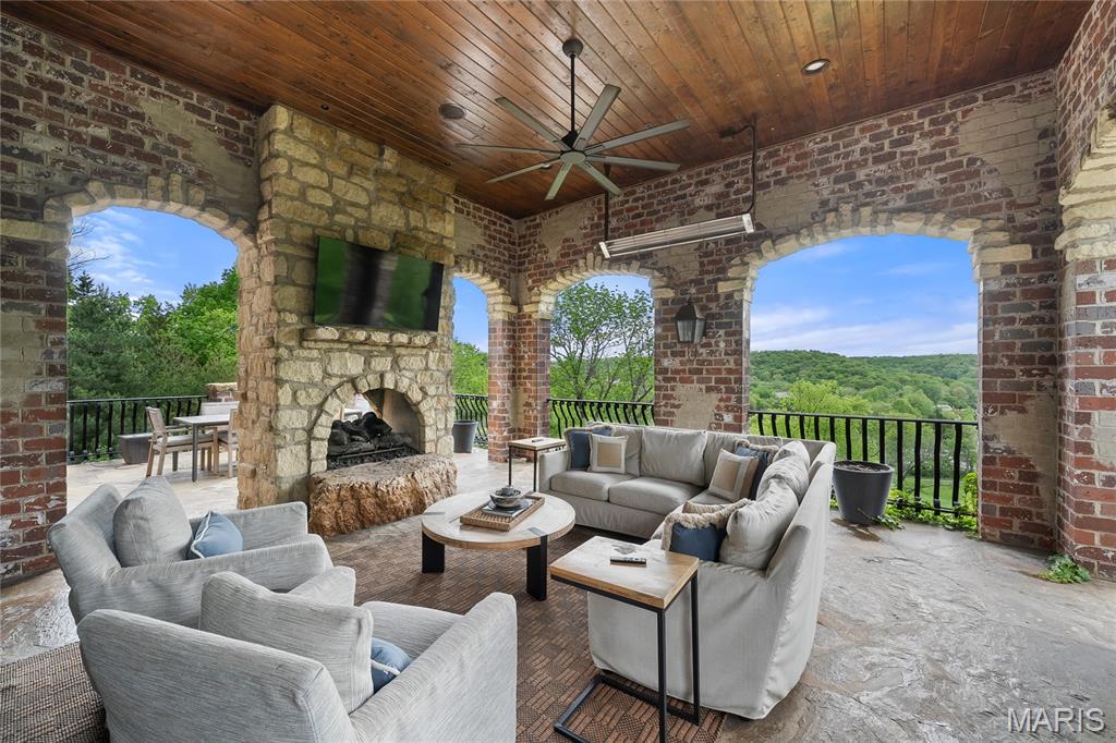 544 Quail Ridge Lane