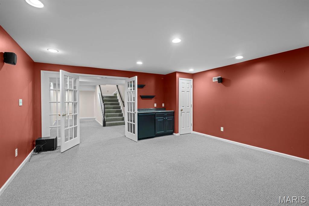 1691 Frontenac Woods Lane