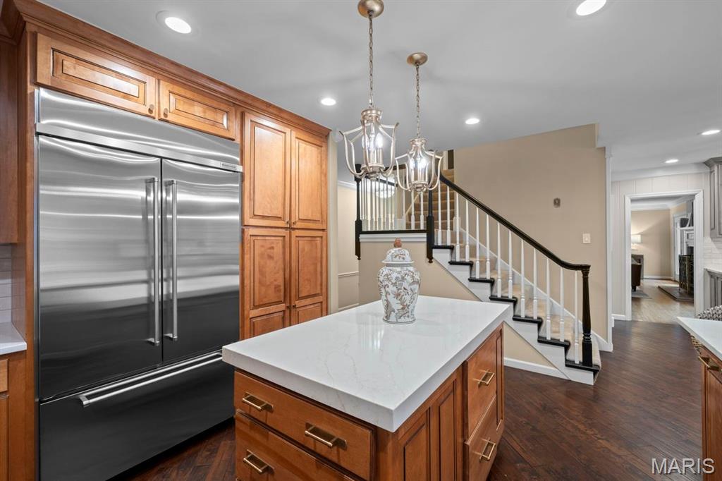 1691 Frontenac Woods Lane