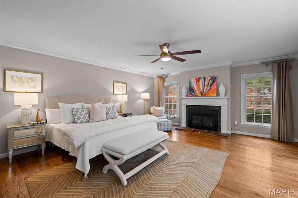 1691 Frontenac Woods Lane