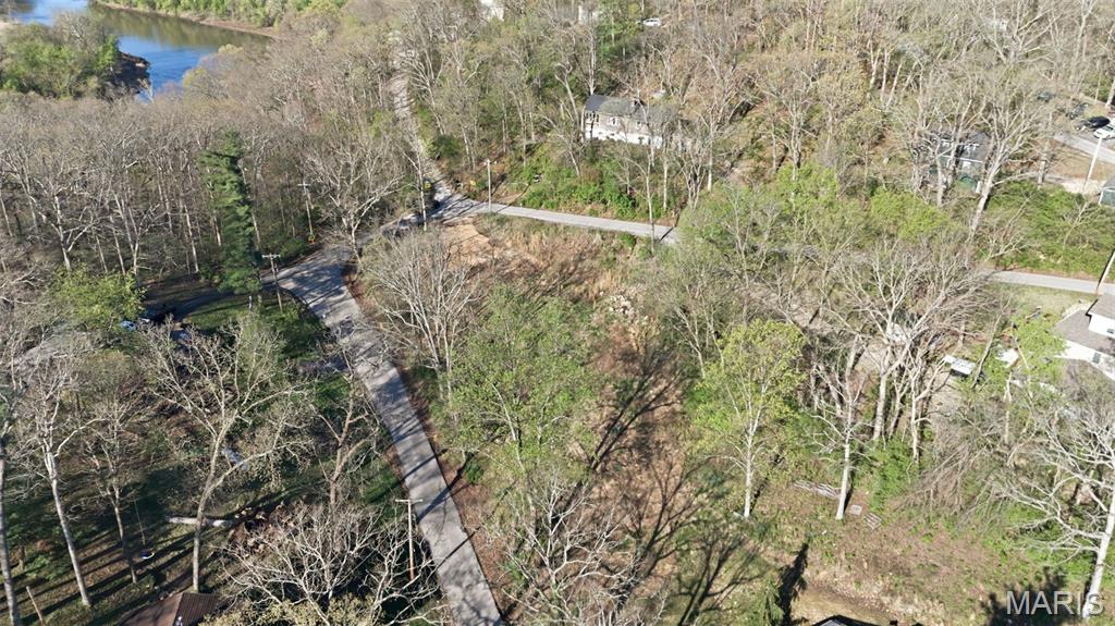 639 Castlewood Drive