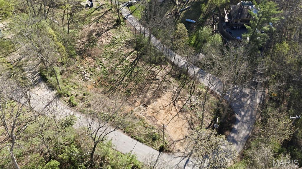 639 Castlewood Drive