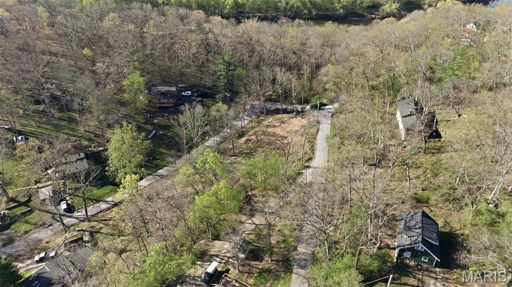 639 Castlewood Drive