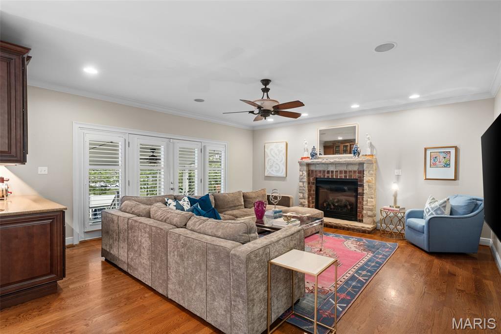 8116 Teasdale Avenue