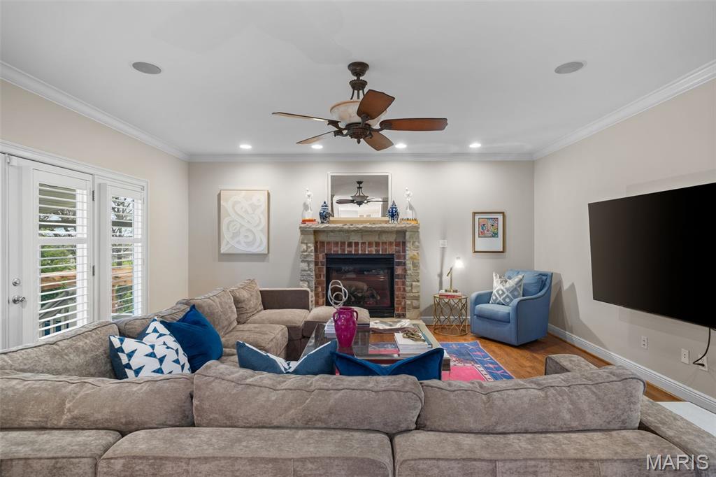 8116 Teasdale Avenue