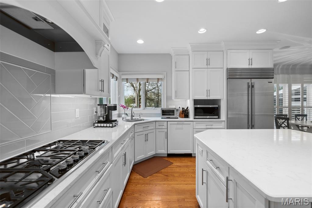 8116 Teasdale Avenue