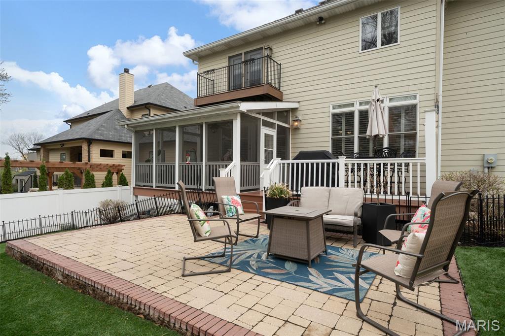 8116 Teasdale Avenue