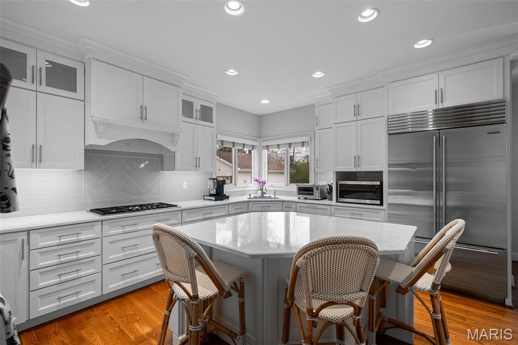 8116 Teasdale Avenue