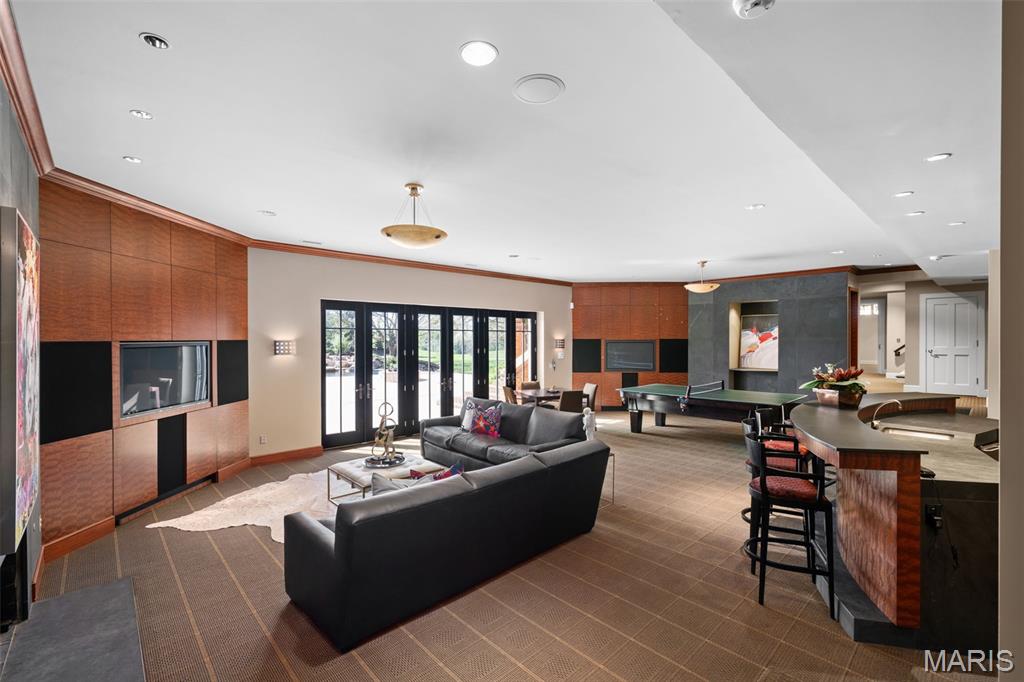 17 Bridle Ridge Lane