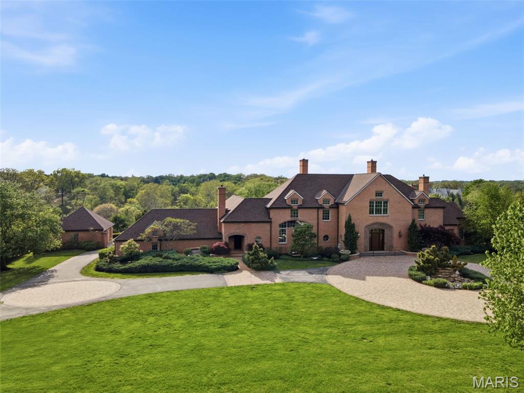 17 Bridle Ridge Lane