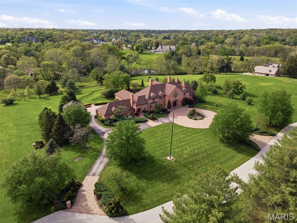 17 Bridle Ridge Lane