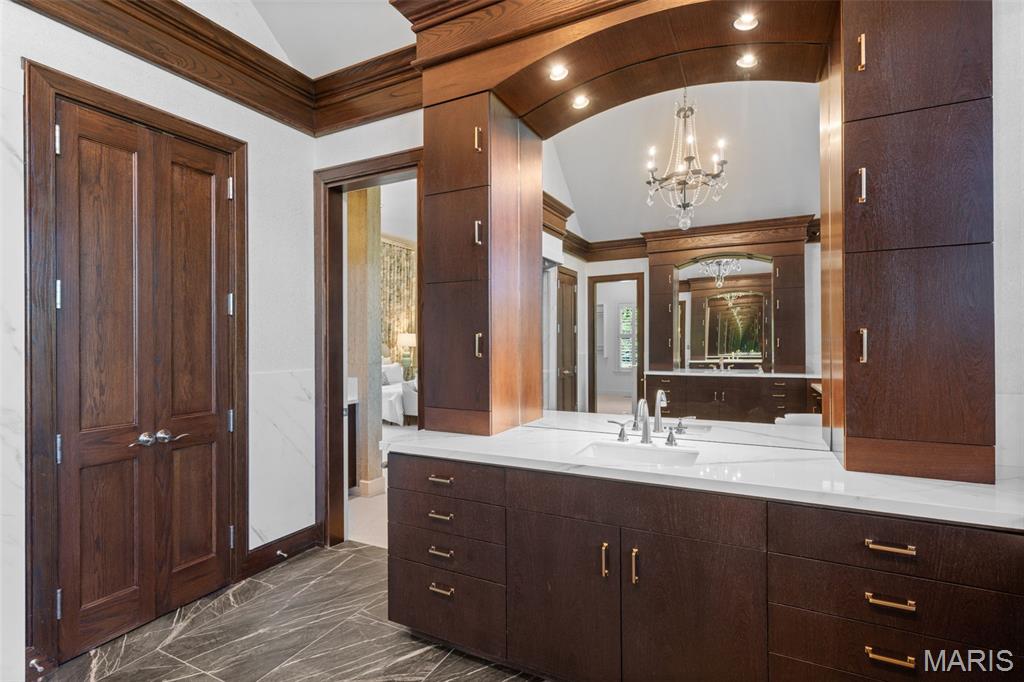 17 Bridle Ridge Lane