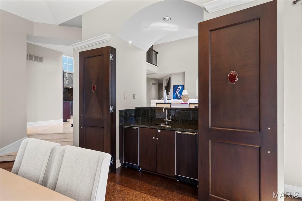 17 Bridle Ridge Lane