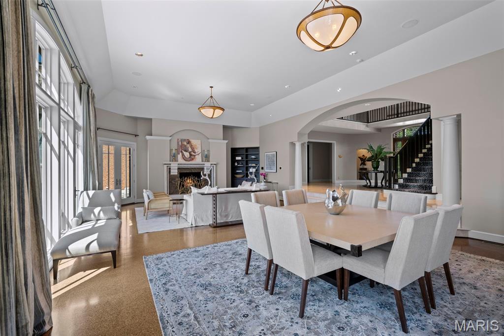 17 Bridle Ridge Lane