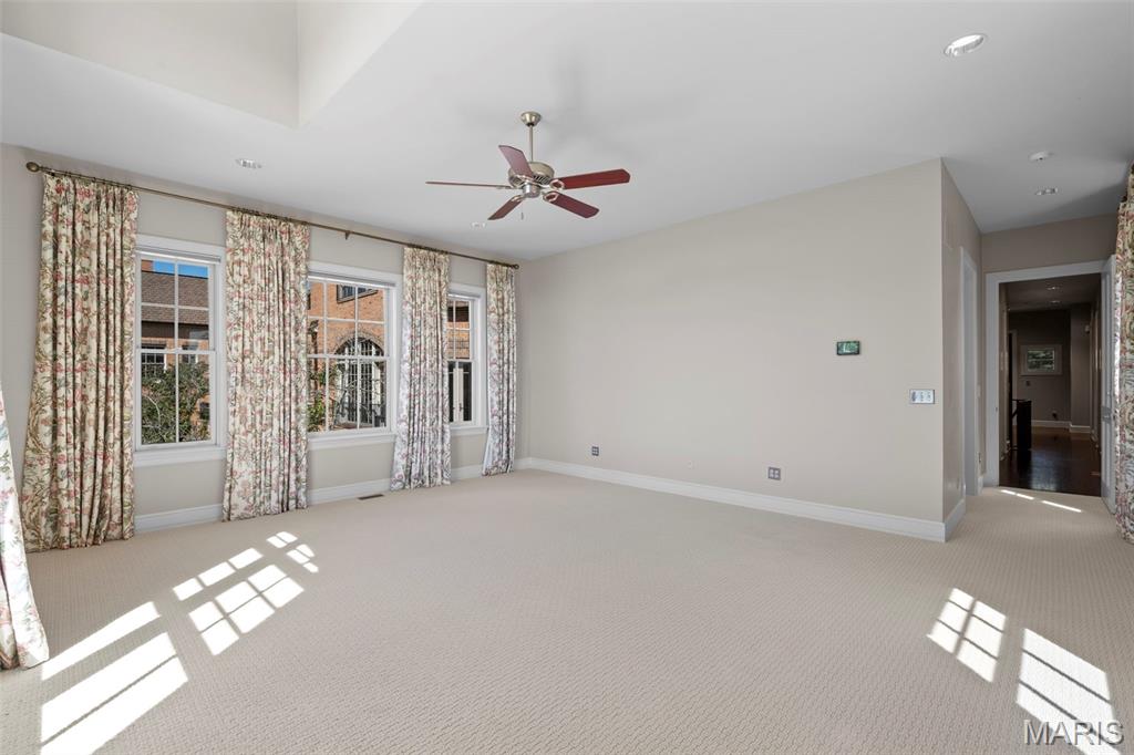 17 Bridle Ridge Lane