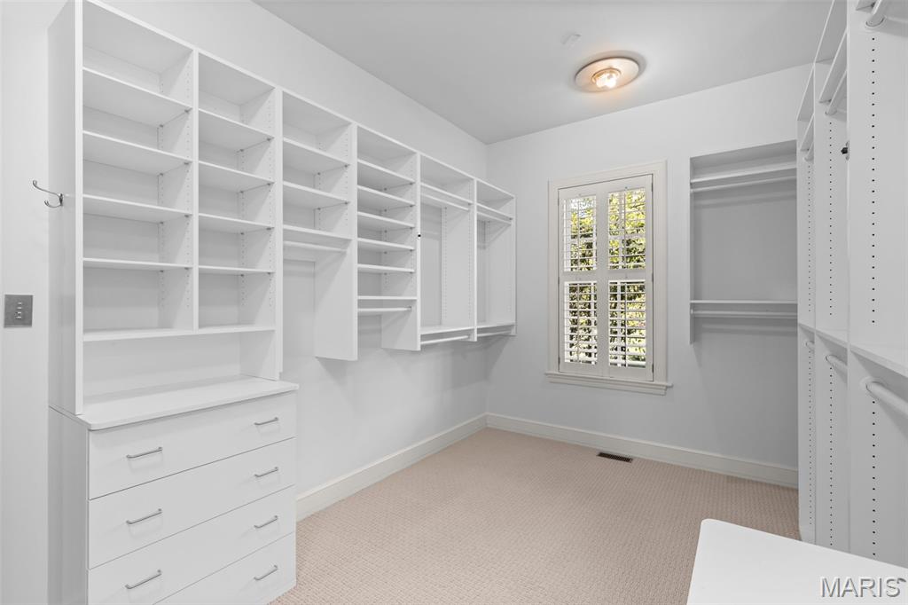 17 Bridle Ridge Lane