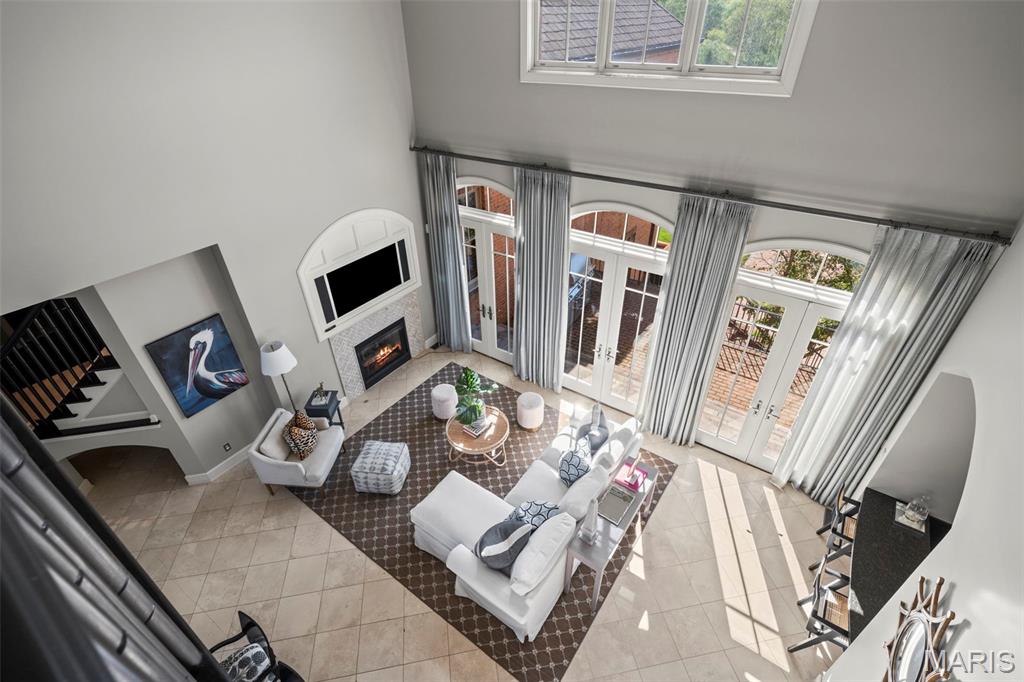 17 Bridle Ridge Lane