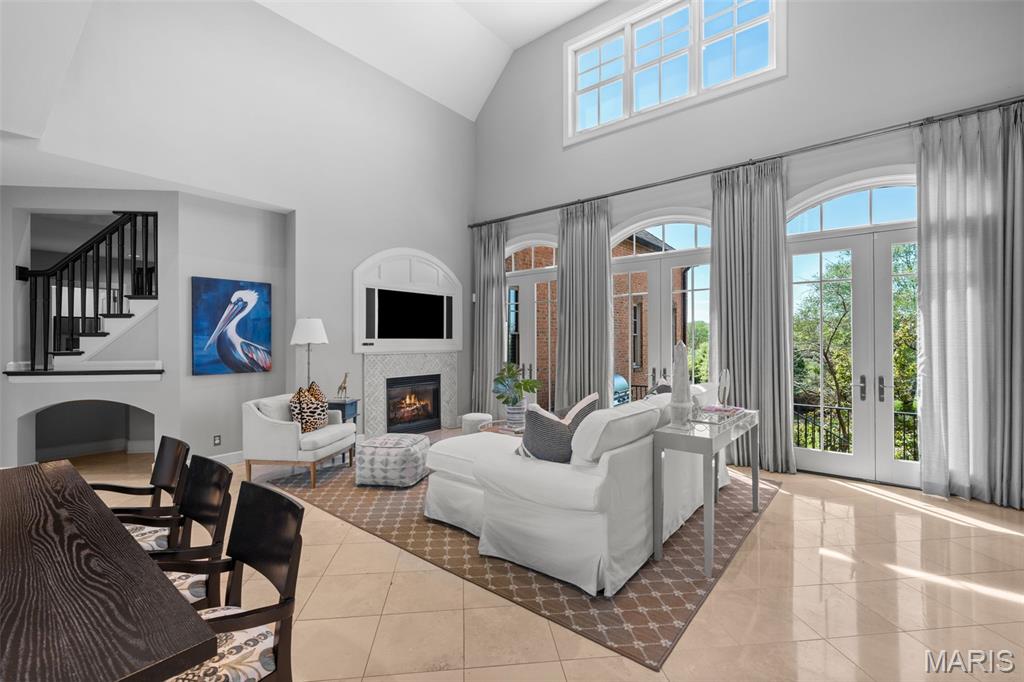 17 Bridle Ridge Lane