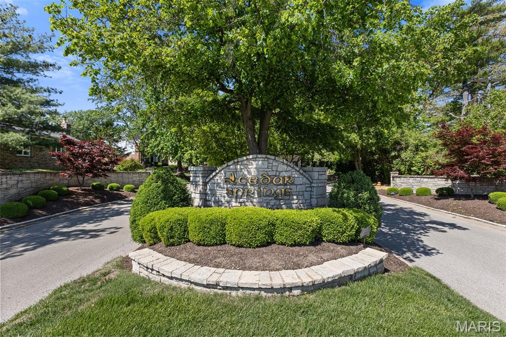 710 Willow Spring Hill Court