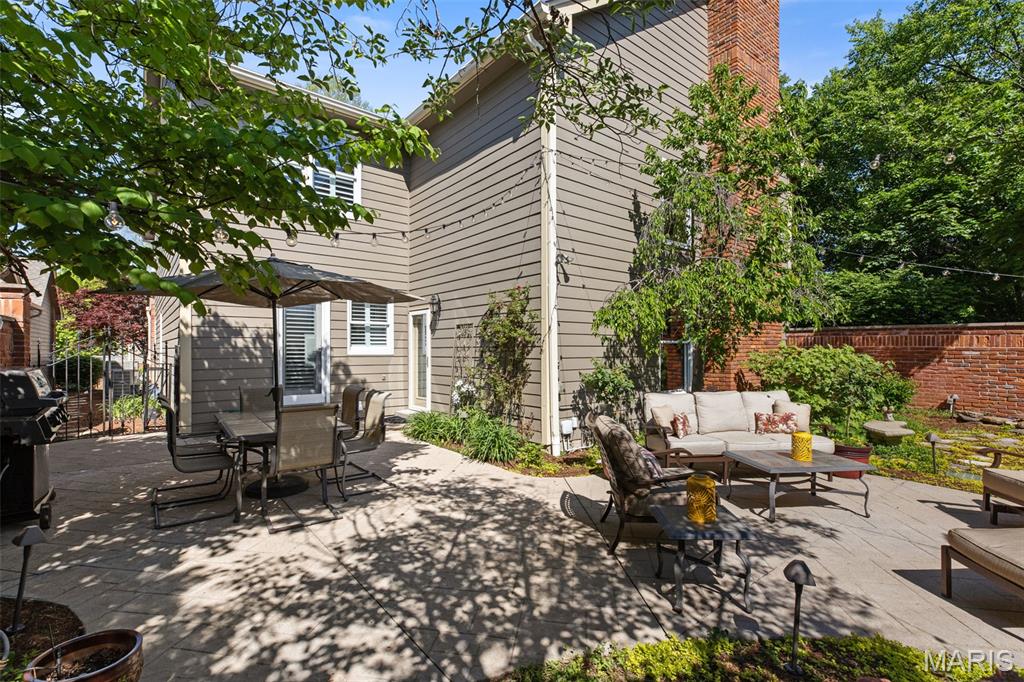 710 Willow Spring Hill Court