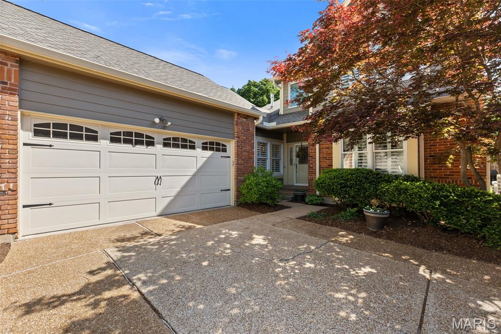 710 Willow Spring Hill Court