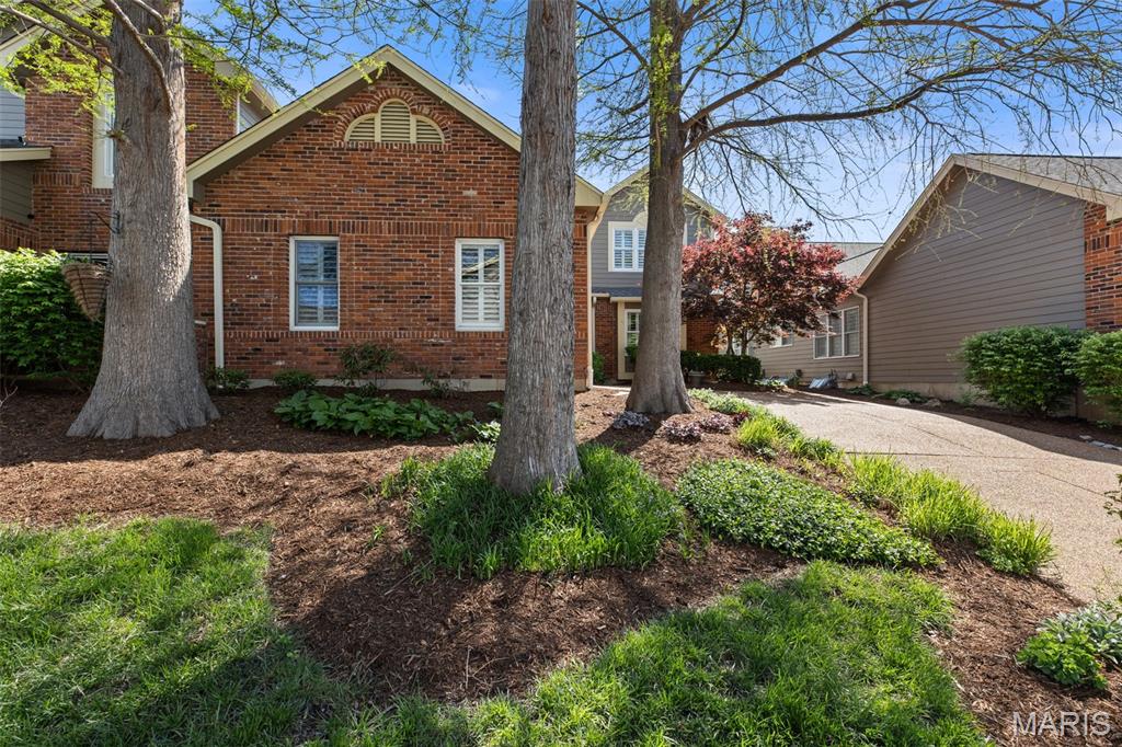 710 Willow Spring Hill Court