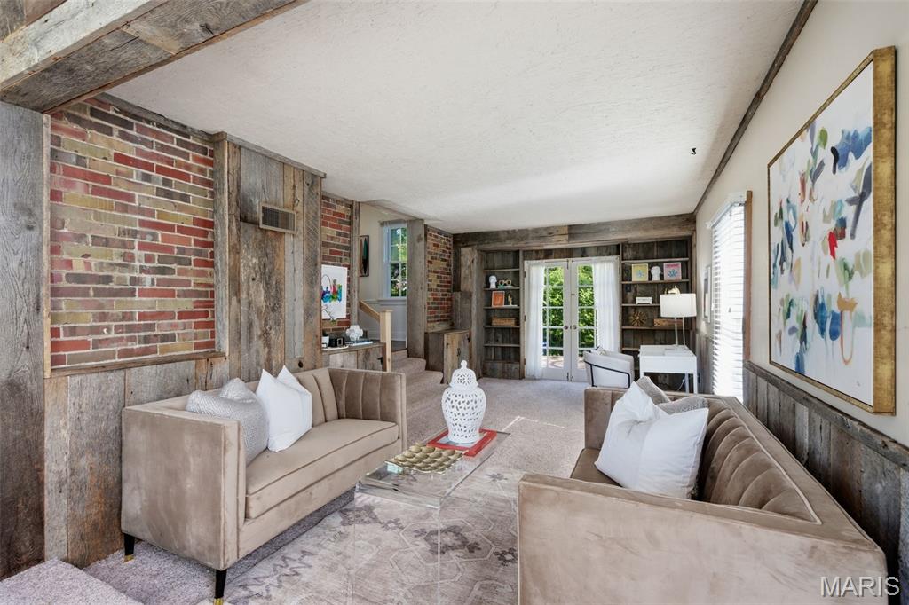 9 Berry Wood Drive