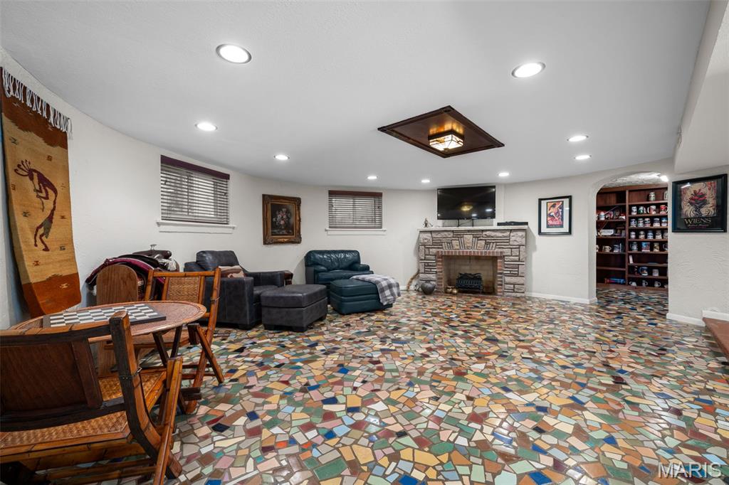 69 Bellerive Acres