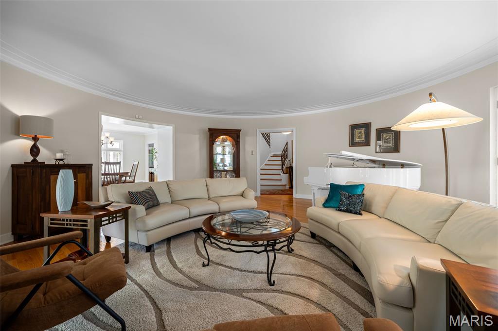 69 Bellerive Acres