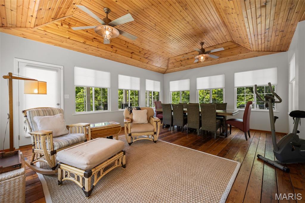 69 Bellerive Acres
