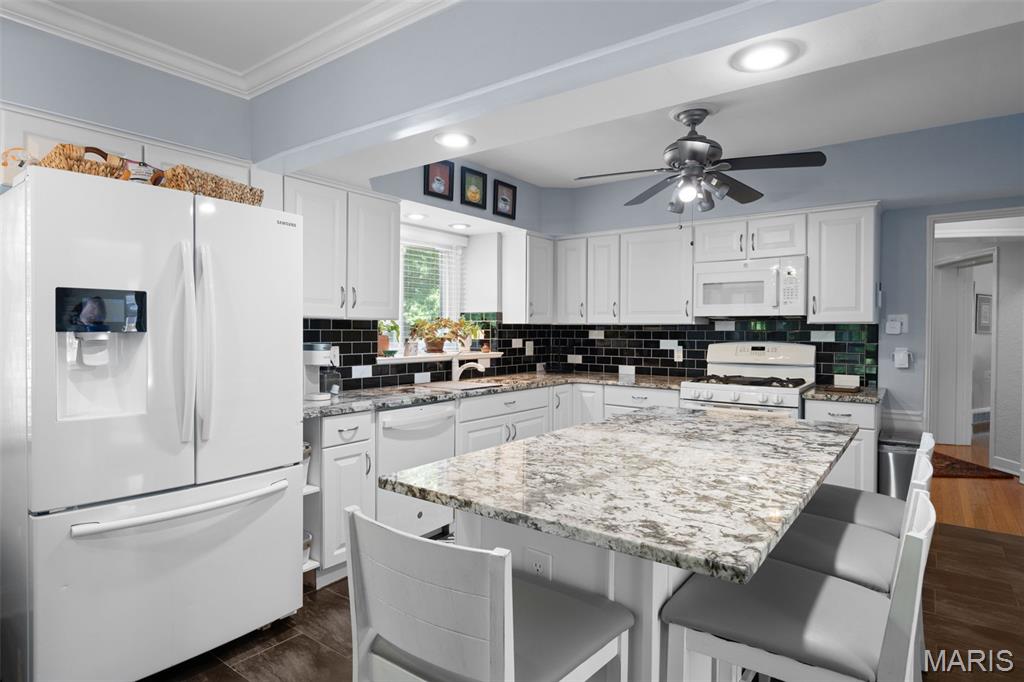 69 Bellerive Acres