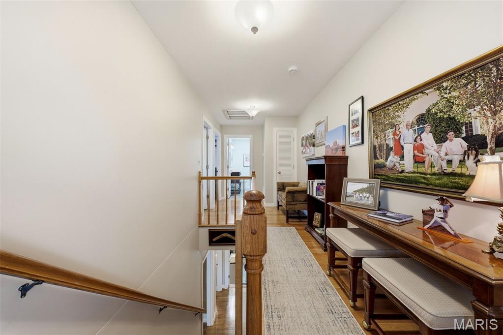 36 Southridge Court