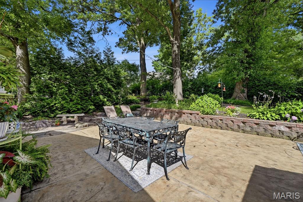 36 Southridge Court