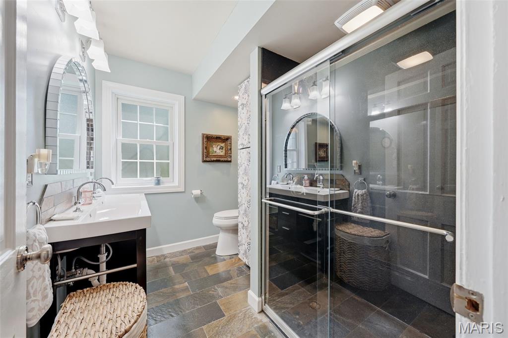 36 Southridge Court