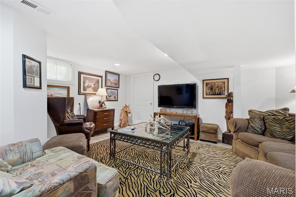 36 Southridge Court