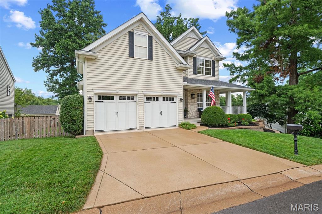 2159 Oak Drive