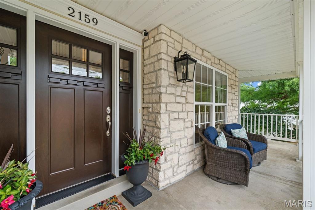2159 Oak Drive
