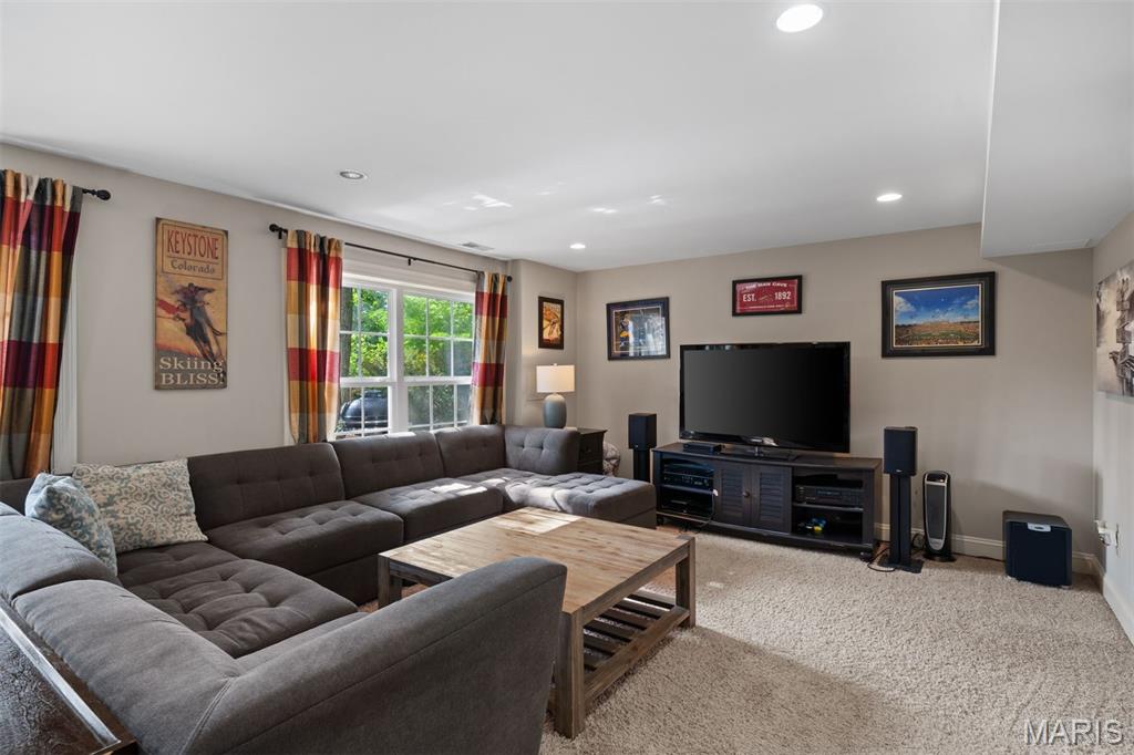 2159 Oak Drive